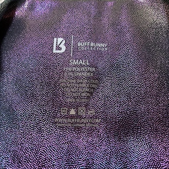 Buffbunny holographic RARE legging - Picture 5 of 5